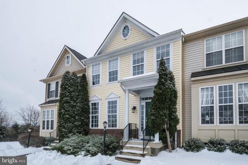 11 Driver Sq, FRONT ROYAL, VA, 22630-7033 | Card Image