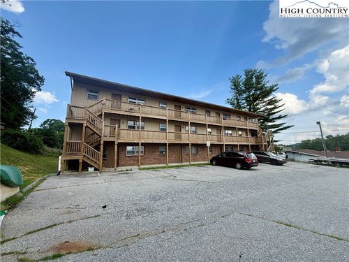 10-134 Mac St, Boone, NC, 28607-3965 | Card Image