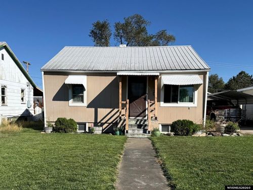 1504 11th St, Wheatland, WY, 82201-2322 | Card Image