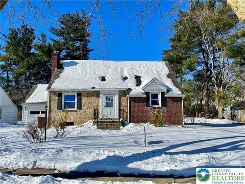 2321 Montgomery St, BETHLEHEM, PA, 18017-4851 | Card Image