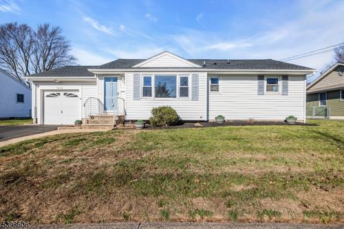 1416 Dominic St, Manville, NJ, 08835-1916 | Card Image