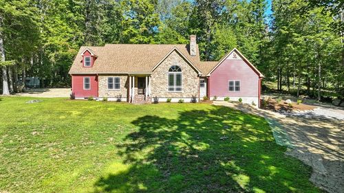 211 Butler Rd, Monson, MA, 01057-9209 | Card Image