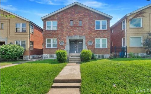 b1f-3718 Chippewa St, Saint Louis, MO, 63116-4604 | Card Image