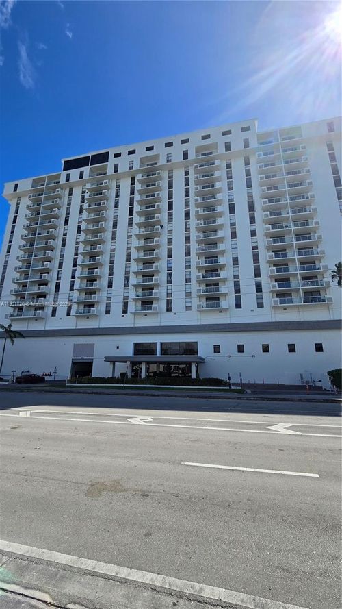apt-1103-13499 Biscayne Blvd, North Miami, FL, 33181-2029 | Card Image