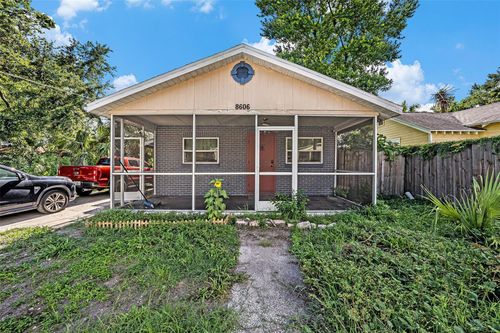 8606 N 9th St, TAMPA, FL, 33604-1706 | Card Image