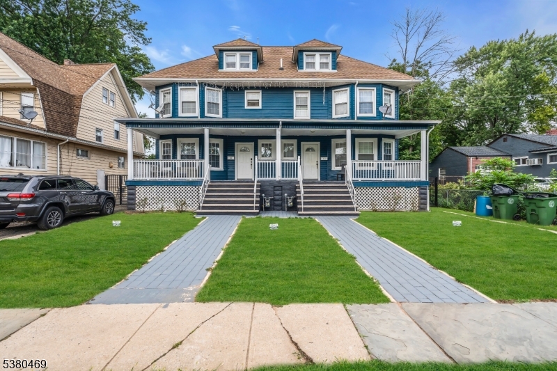 Residential Income in Roselle Boro