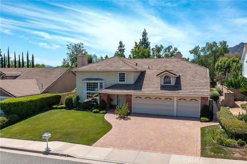 29534 Meadowmist Way, Agoura Hills, CA, 91301-4403 | Card Image