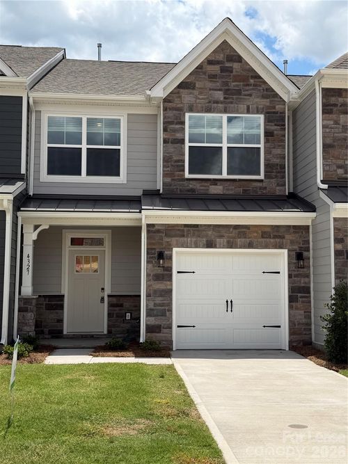 208-4327 Black Ct, Harrisburg, NC, 28075-7499 | Card Image