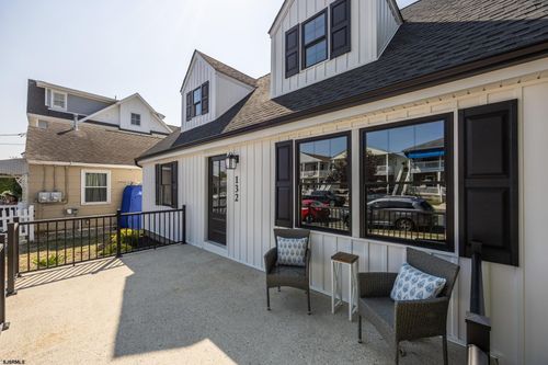 132 Simpson Ave, Ocean City, NJ, 08226-4241 | Card Image