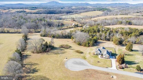 43 Halsey Ct, Wirtz, VA, 24184 | Card Image