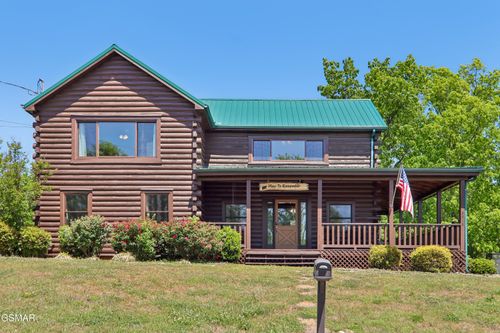 2043 Oakmont Dr, Sevierville, TN, 37876-3406 | Card Image