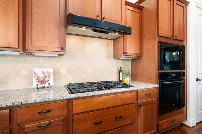 109 Limestone Dr, House other with 2 bedrooms, 3 bathrooms and 6 parking in Georgetown TX | Image 5
