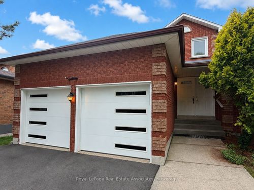 2551 Wynten Way, Oakville, ON, L6J7K5 | Card Image