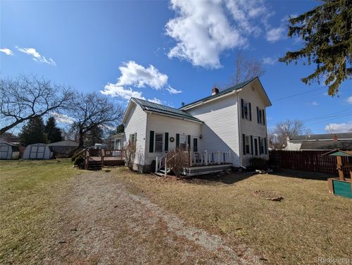 10611 W Saint Charles Road, Sumner Township, MI, 48889 | Card Image