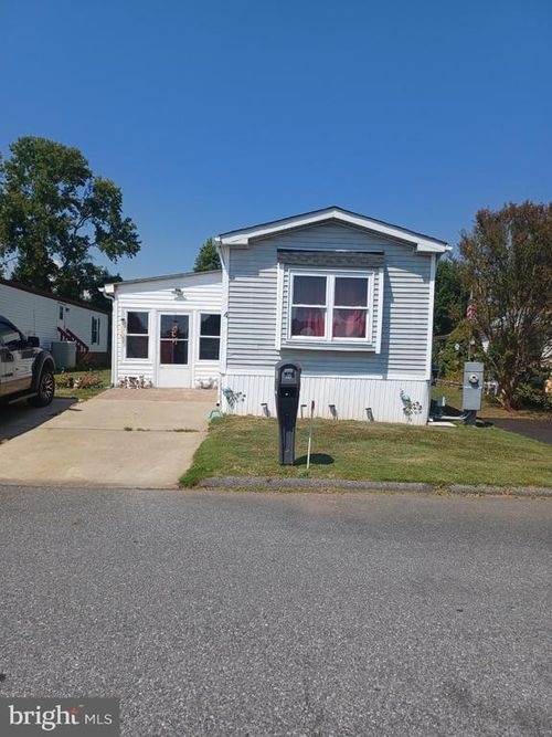 4 Mango Trl, Middle River, MD, 21220-1366 | Card Image