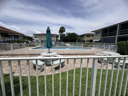17-2202 Ne 36th St, Lighthouse Point, FL, 33064-7552 | Card Image