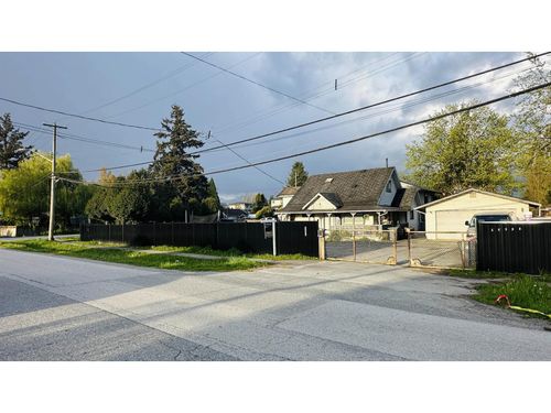 11332 124 St, Surrey, BC, V3V4V4 | Card Image