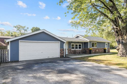 21741 W Grand Ave, Wilmington, IL, 60481-9621 | Card Image