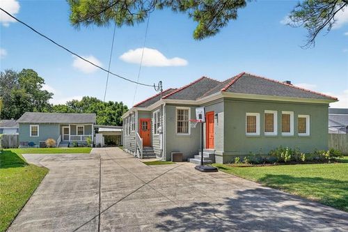 408 Jefferson Heights Ave, Jefferson, LA, 70121-3213 | Card Image
