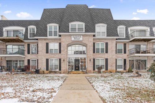 107-820 Lincolnway West, Mishawaka, IN, 46544 | Card Image