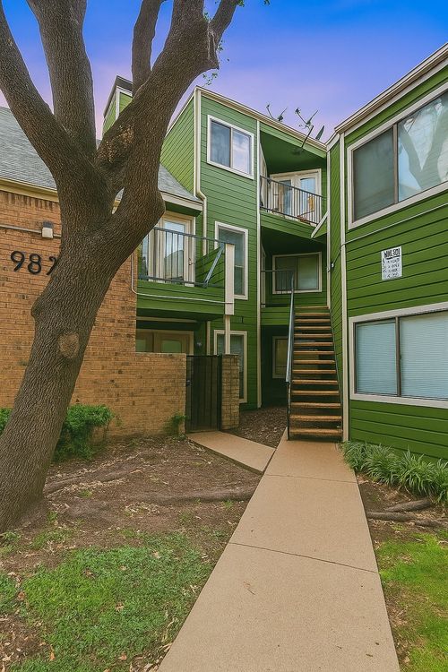 307-9823 Walnut St, Dallas, TX, 75243-8863 | Card Image