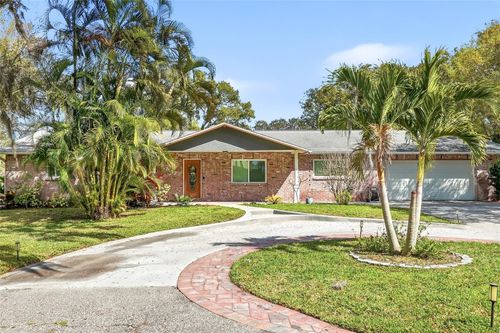 2817 Fleeman Rd, Palm Harbor, FL, 34683-1910 | Card Image