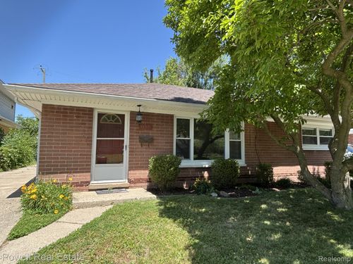 1157 E Dallas Ave, Madison Heights, MI, 48071-4106 | Card Image