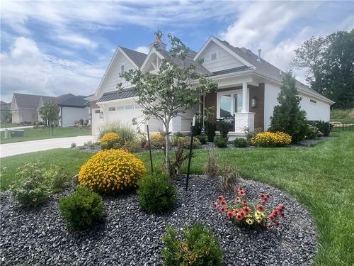 1128 Hillswick Ln, Raymore, MO, 64083-9030 | Card Image
