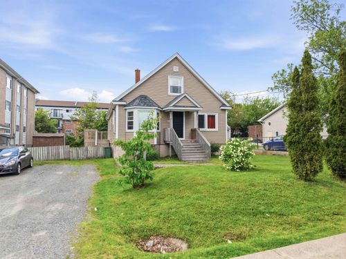 20 Sylvia Ave, Halifax, NS, B3R1J9 | Card Image