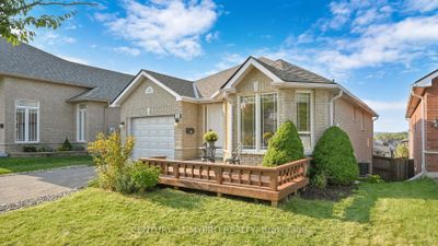 1282 Haggis Dr, House other with 3 bedrooms, 3 bathrooms and 4 parking in Peterborough ON | Image 3