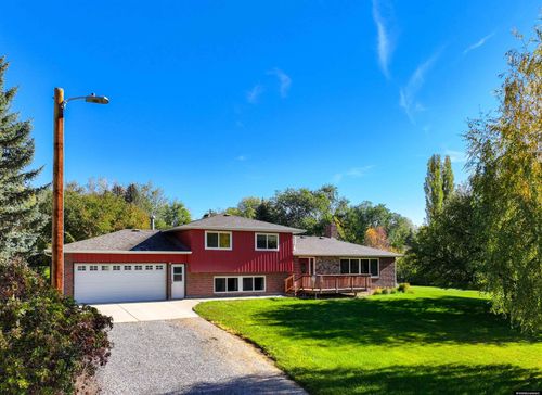 305 Henry Rd, Riverton, WY, 82501-5508 | Card Image