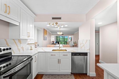apt-306-6133 Balboa Cir, Boca Raton, FL, 33433-8121 | Card Image