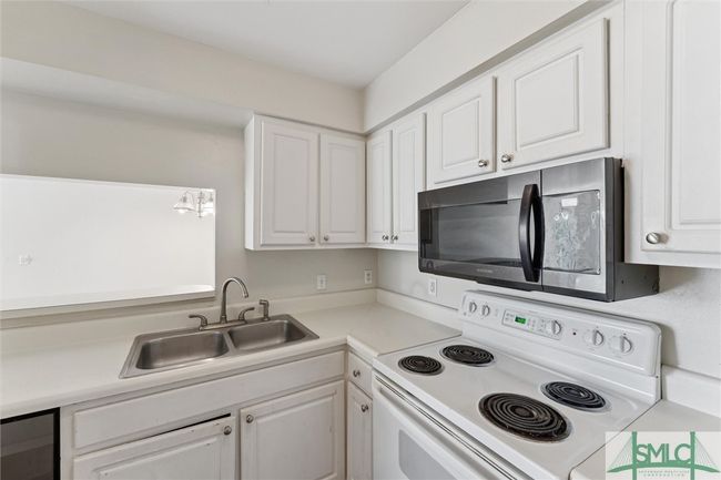 APT-1124 - 12300 Apache Ave, Condo with 3 bedrooms, 2 bathrooms and null parking in Savannah GA | Image 9