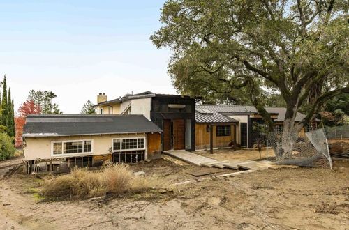 3085 Alexis Dr, Palo Alto, CA, 94304-1302 | Card Image