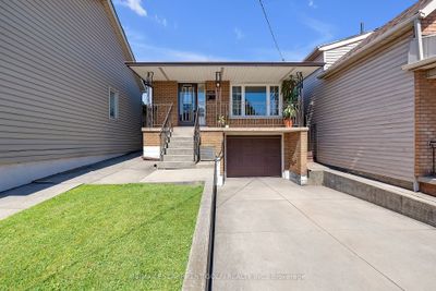 373 Mary St, House other with 3 bedrooms, 2 bathrooms and 5 parking in Hamilton ON | Image 2