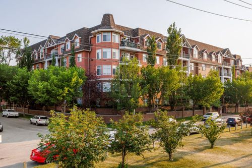 106-59 22 Ave Sw, Calgary, AB, T2S3C7 | Card Image