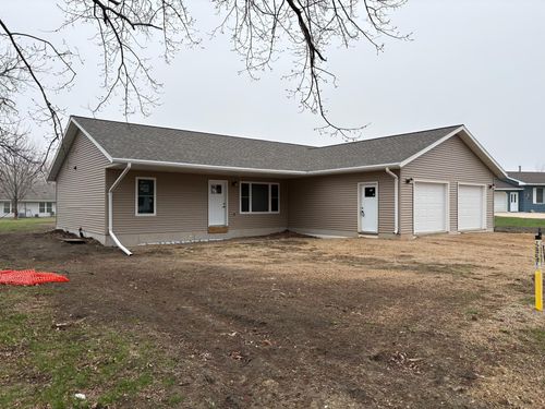 122 2nd St E, Tracy, MN, 56175-1543 | Card Image