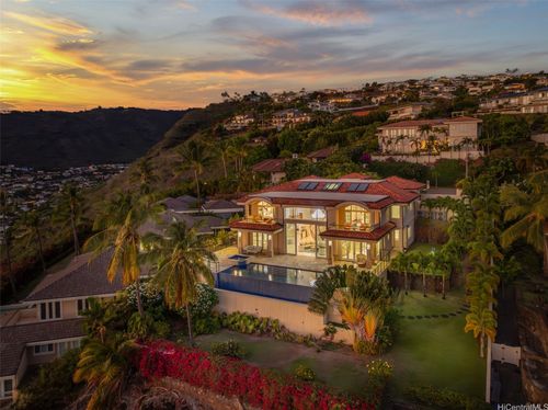 269 Kaialii Pl, Honolulu, HI, 96821-2516 | Card Image