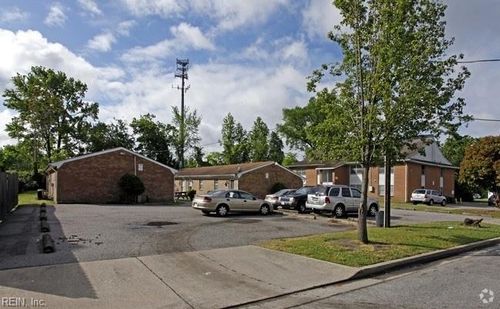 3589 Gum Dr, Portsmouth, VA, 23707-4573 | Card Image
