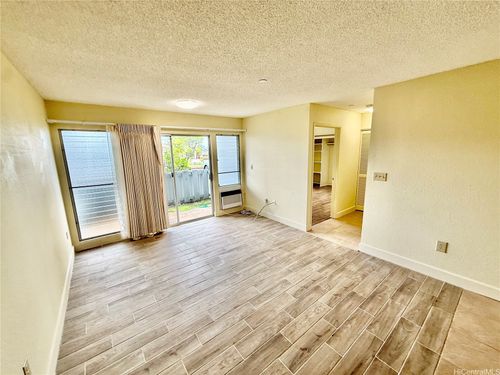 21-b-95-1050 Makaikai Street, Mililani, HI, 96789 | Card Image