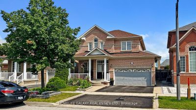 114 Goldenwood Cres, House other with 4 bedrooms, 4 bathrooms and 4 parking in Markham ON | Image 3