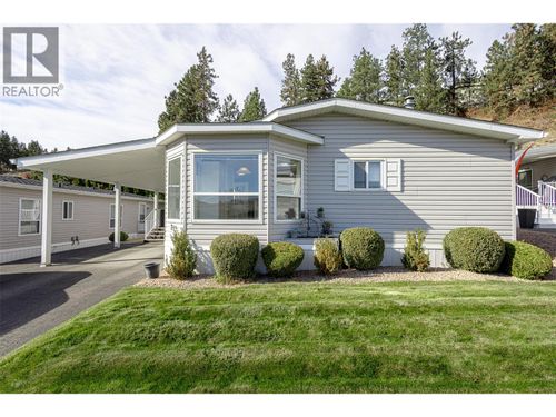 209 - 1850 Shannon Way, House with 3 bedrooms, 2 bathrooms and null parking in West Kelowna BC | Card Image