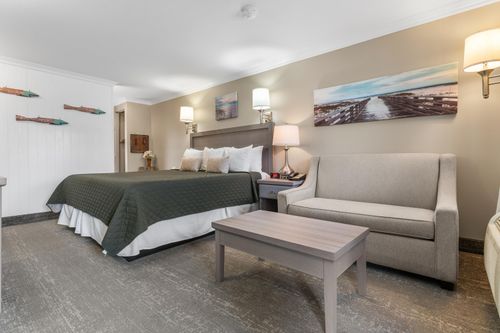 225-733 Post Road, Wells, ME, 04090 | Card Image