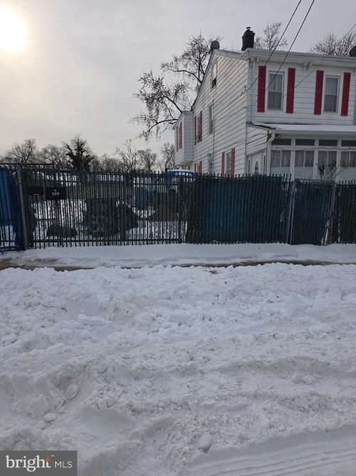 329 39th Street N, PENNSAUKEN, NJ, 08110 | Card Image