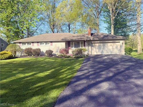 5843 Louise Avenue Nw, Champion, OH, 44483 | Card Image