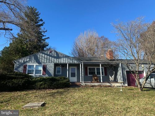 724 Jefferson Pike, KNOXVILLE, MD, 21758-9615 | Card Image