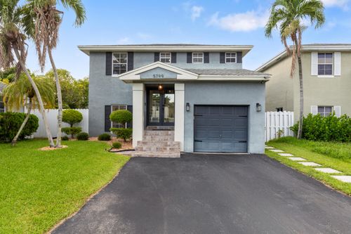 5799 Woodland Point Dr, Tamarac, FL, 33319-6264 | Card Image