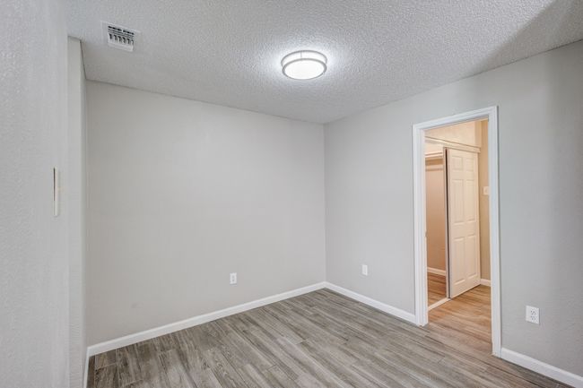 APT-105 - 9254 Forest Ln, Townhouse with 2 bedrooms, 2 bathrooms and null parking in Dallas TX | Image 15
