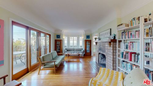 3627 Crestmont Ave, Los Angeles, CA, 90026 | Card Image