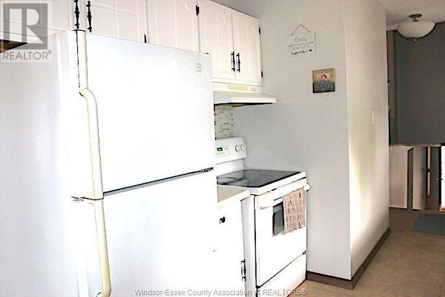 3372 Hemlock Rd, Home with 3 bedrooms, 2 bathrooms and null parking in Windsor ON | Image 7